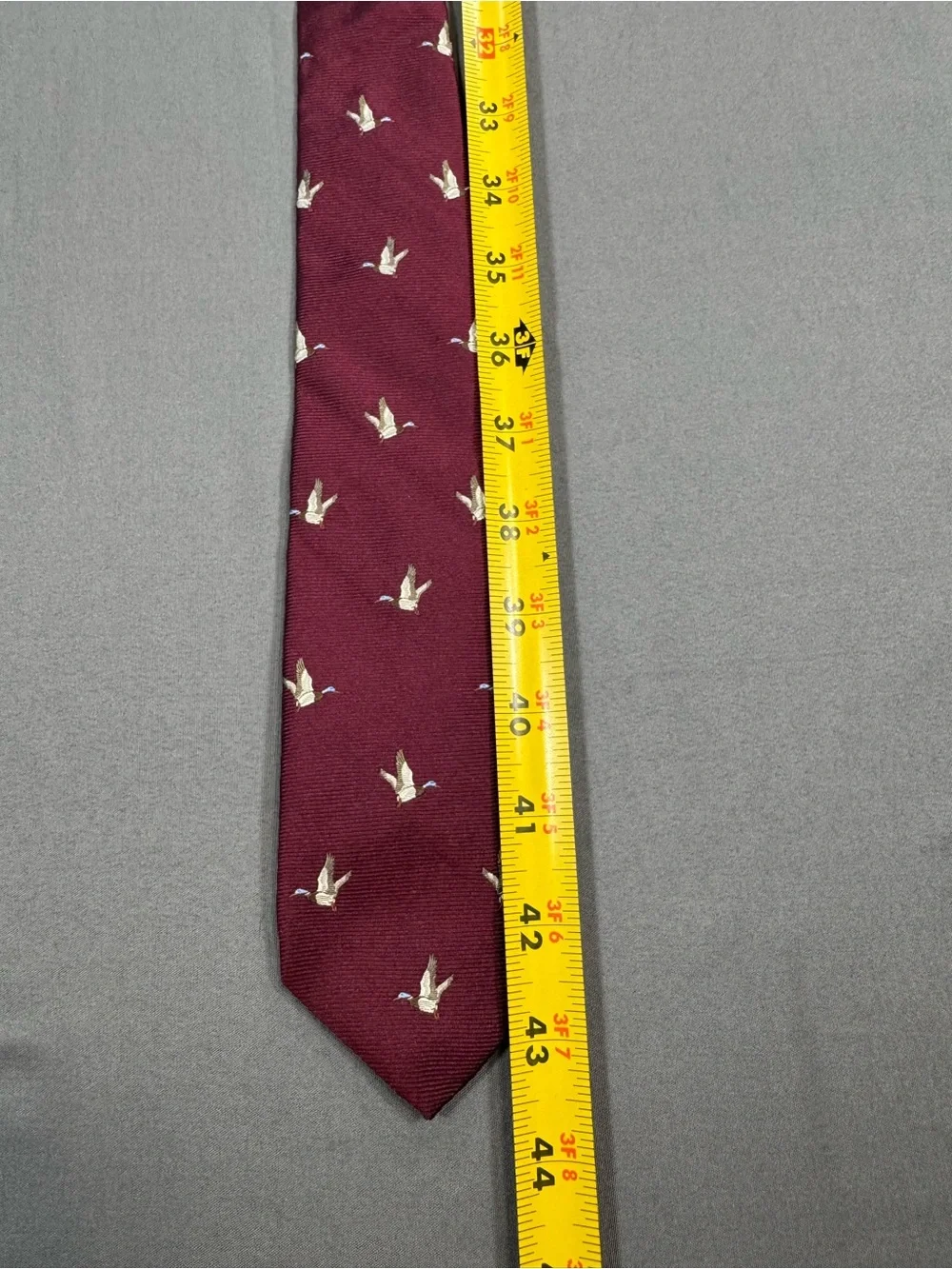 Brooks Brothers Burgundy Flying Geese Tie 100% Silk